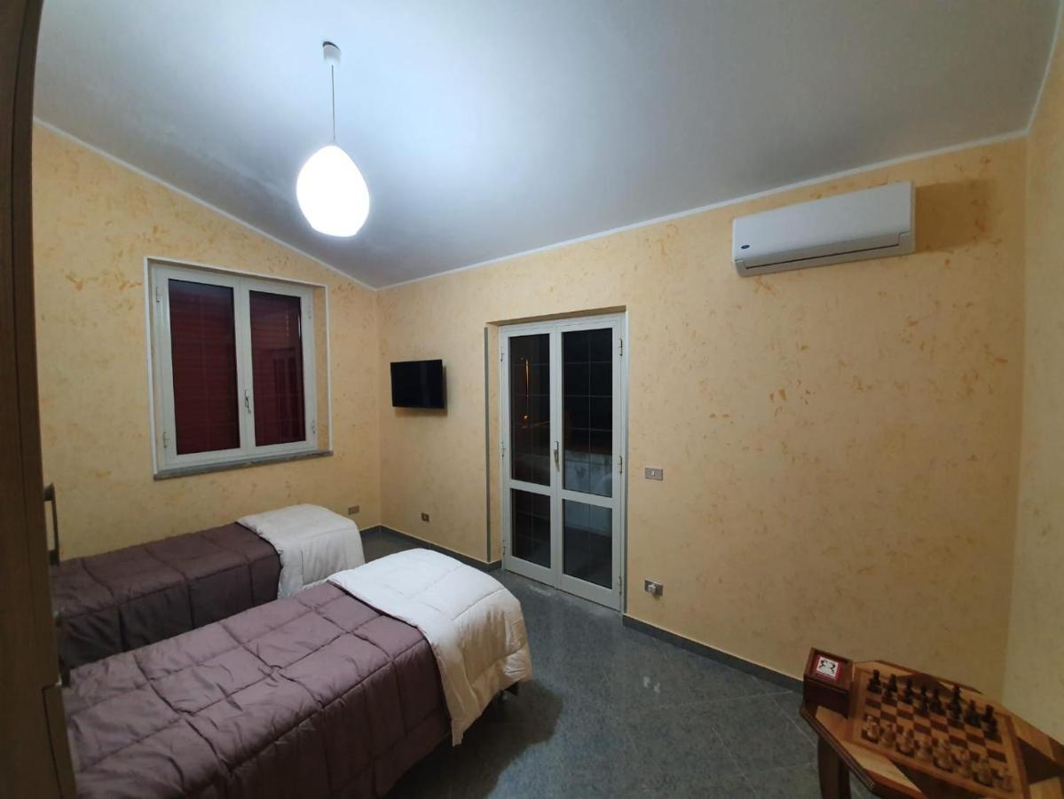 Casa Paradiso Appartement Palmi Buitenkant foto