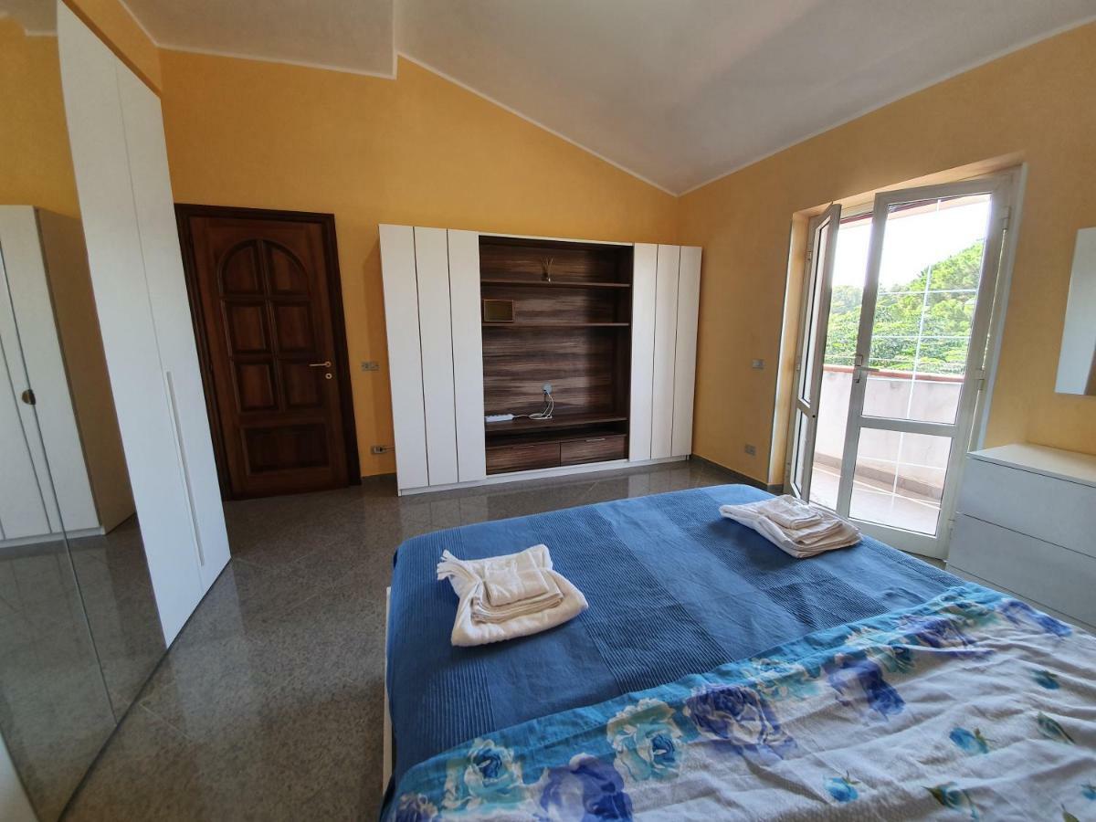 Casa Paradiso Appartement Palmi Buitenkant foto